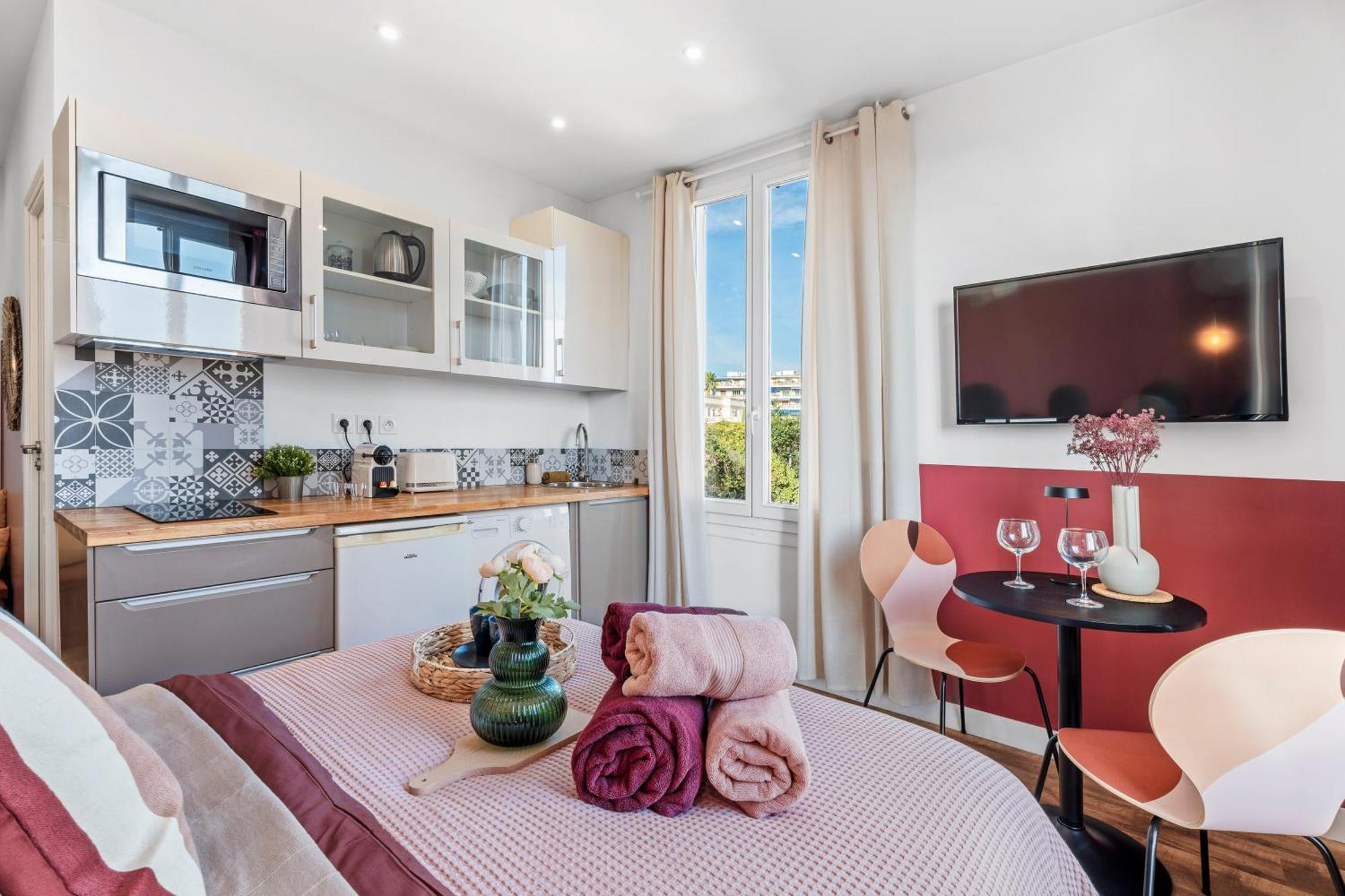 Nice Renting - Cambrai03 - Seaside Studio On The Promenade Des Anglais Zewnętrze zdjęcie